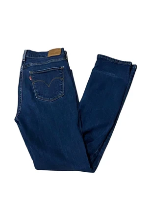 Jean Bleu marine Levi’s 724 Femme - coupe Skinny straight - Taille W31 L32 (FR 40)., merk: Levi's, staat: Heel goed, maat: L / 40 / 12, € 21,00, € 22,75 inclusief Kopersbescherming