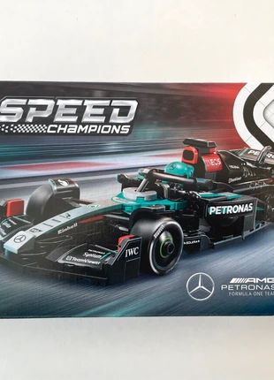 Lego Voiture F1® Mercedes-AMG W15 77244, marque: LEGO, état: Neuf avec étiquette, taille: 10 ans / 140 cm, 19,99 €, 21,69 € Protection acheteurs incluse