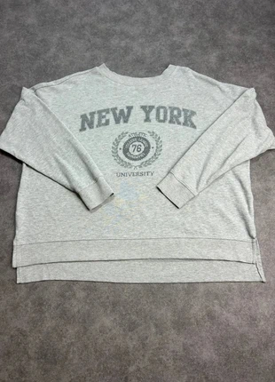 Sweat Colsie Gris M Homme New-York University, brand: Colsie, condizioni: Ottime, taglia: M, €14.25, €15.66 include la Protezione acquisti Pro