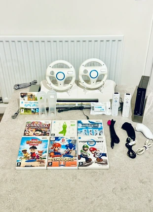 Nintendo Wii Console Bundle w/wii fit board, brand: Nintendo, condition: Very good, £110.00, £116.20 includes Buyer Protection