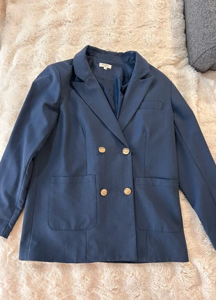 Blazer kilky taille M en très bonne état, marca: Kilky, estado: Muy bueno, tamaño: M / 38 / 10, 40,00 €, 42,70 € Protección al comprador incluida