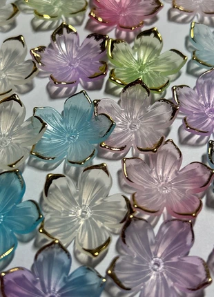 A550, lot de 25 grandes perles, fleurs de 23mm, estado: Novo sem etiquetas, €3.80, €4.69 inclui Proteção do Comprador Pro