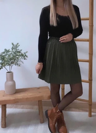 Jupe plissée, marca: Boutique Parisienne, estado: Novo sem etiquetas, tamanho: Tamanho único, €10.00, €11.20 inclui Proteção do Comprador