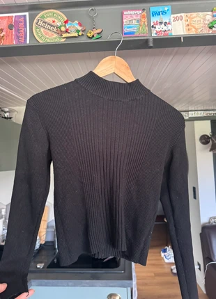 Pull col roulé noir jennyfer, marca: Jennyfer, estado: Muy bueno, tamaño: L / 40 / 12, 5,00 €, 5,95 € Protección al comprador incluida