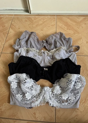 Lot de soutien gorge, marque: Envog, état: Très bon état, taille: 100D, 4,00 €, 4,90 € Protection acheteurs incluse