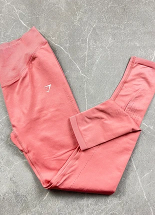 Legging rose bonbon seamless Gymshark – Stretch fitness leggings – Femme M, brand: Gymshark, condizioni: Ottime, taglia: M / IT 42 / EU 38, €26.00, €28.00 include la Protezione acquisti