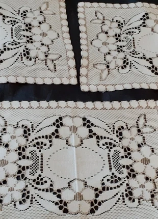 Three doilies / placemats by Bayer - P2493, marke: BAYER, zustand: Sehr gut, 1,75 €, 2,54 € beinhaltet Vinted-Käuferschutz Pro