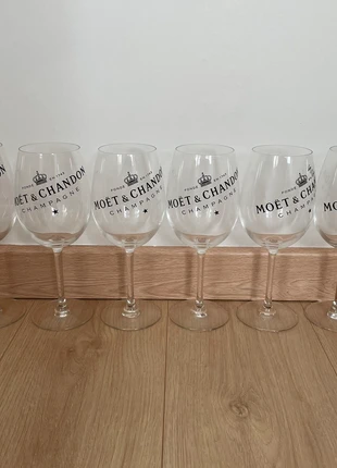 6 verres Champagne Neuf Moet et Chandon, marke: Moët & Chandon, zustand: Neu, mit Etikett, 50,00 €, 53,20 € inklusive Vinted-Käuferschutz