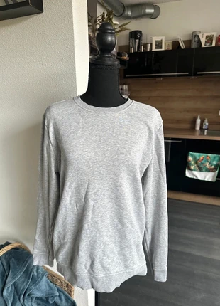 Sweatshirt Bleuprint premium, marca: the blue print, estado: Muito bom, tamanho: M, €7.50, €8.58 inclui Proteção do Comprador