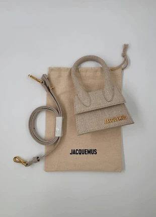 Jacquemus Chiquito Mini – Beige, merk: Jacquemus, staat: Nieuw zonder prijskaartje, € 400,00, € 420,70 inclusief Kopersbescherming Pro