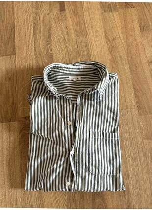 Chemise verte et blanche sœur en taille 42, marque: soeur, état: Très bon état, taille: XL / 42 / 14, 65,00 €, 68,95 € Protection acheteurs incluse