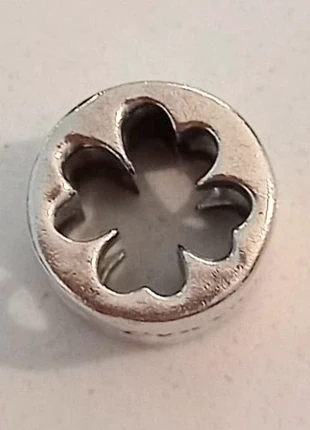 Charm per bracciale Pandora, marke: Pandora, zustand: Neu, 10,00 €, 11,20 € inklusive Vinted-Käuferschutz