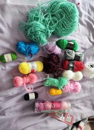 Lot pelote de laine, brand: LAINE, condizioni: Ottime, €2.00, €2.80 include la Protezione acquisti