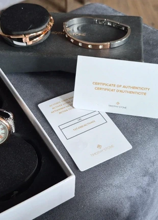 Timothy stone set, merk: Timothy Stone, staat: Nieuw zonder prijskaartje, € 30,00, € 32,20 inclusief Kopersbescherming