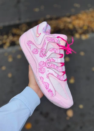 Nike kd 18 aunt pearl, marque: Nike, état: Neuf sans étiquette, taille: 50, 160,00 €, 168,70 € Protection acheteurs (Pro) incluse
