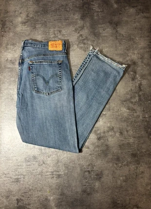 Jean levi’s femme gris coupe straight leg taille 44, brand: Levi's, condizioni: Ottime, taglia: XXL / IT 48 / EU 44, €19.00, €20.65 include la Protezione acquisti