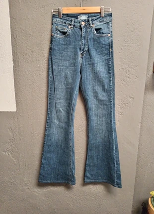 Vaquero Demin acampanado talla 34, marque: Denim, état: Bon état, taille: XS / 34 / 6, 6,00 €, 7,00 € Protection acheteurs incluse