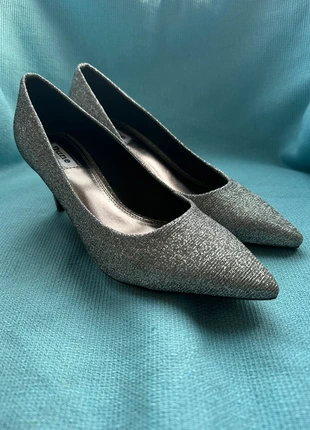 BNWT Dune ‘Blitz’ Court Shoes Low Heel Sparkly Silver - Size 6 UK, brand: Dune, condition: New with tags, size: 6, £25.00, £26.95 includes Buyer Protection