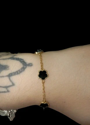 Bracelets fleur doré noir, état: Neuf sans étiquette, 8,00 €, 9,10 € Protection acheteurs incluse