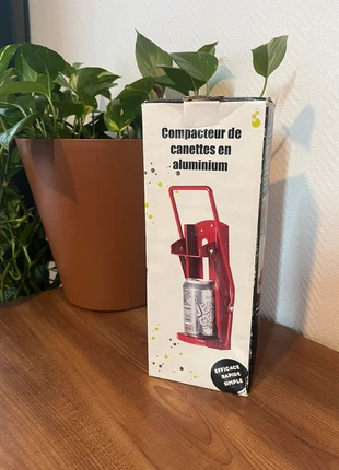 Compacteur de canettes en aluminium – Neuf, jamais utilisé, marque: GiFi, état: Neuf avec étiquette, 10,00 €, 11,20 € Protection acheteurs incluse