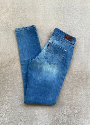 Jeans Femme Levi’s Bold Curve Skinny W27 L32, marque: Levi's, état: Très bon état, taille: S / 36 / 8, 13,50 €, 14,88 € Protection acheteurs (Pro) incluse