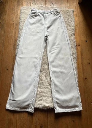Jeans bershka blanc | Taille 36, marke: Bershka, zustand: Gut, größe: S / 36 / 8, 5,00 €, 5,95 € inklusive Vinted-Käuferschutz