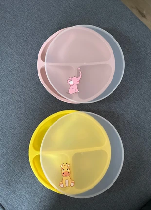 2x Kinderteller mit Motiv, brand: Sonstiges, condizioni: Nuovo senza cartellino, taglia: Taglia unica, €3.00, €3.85 include la Protezione acquisti