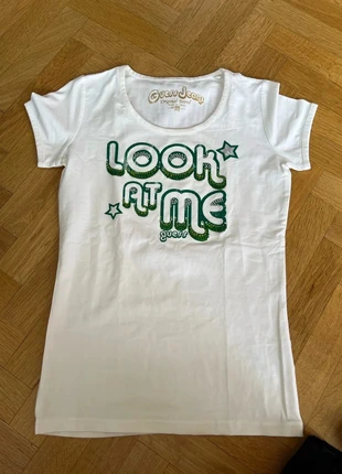 Tee-shirt Guess taille M, marke: GUESS, zustand: Sehr gut, größe: M / 38 / 10, 5,00 €, 5,95 € inklusive Vinted-Käuferschutz