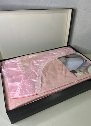 Copriletto, marque: Elégance, état: Neuf avec étiquette, taille: King Size (220-240 cm x 220-260 cm), 15,00 €, 16,45 € Protection acheteurs incluse