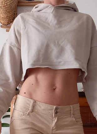 Sweat court à capuche, marke: H&M, zustand: Sehr gut, größe: XS / 34 / 6, 3,00 €, 3,85 € inklusive Vinted-Käuferschutz