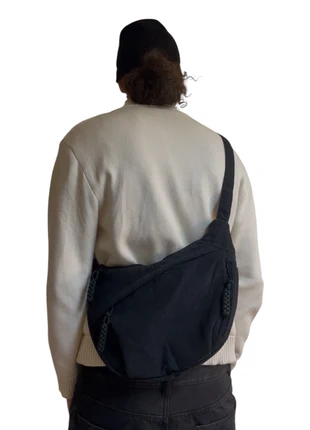 Sac à bandoulière matière velours noir, brand: Japan Style, condizioni: Nuovo senza cartellino, €30.00, €32.20 include la Protezione acquisti