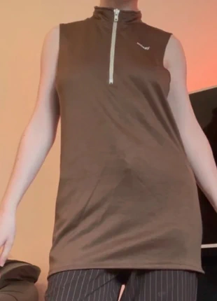 Stussy top, merk: Stüssy, staat: Goed, maat: S / 36 / 8, € 5,00, € 5,95 inclusief Kopersbescherming