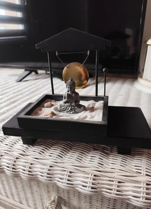 Petit Boudha en prière, condition: Good, €3.00, €3.85 includes Buyer Protection