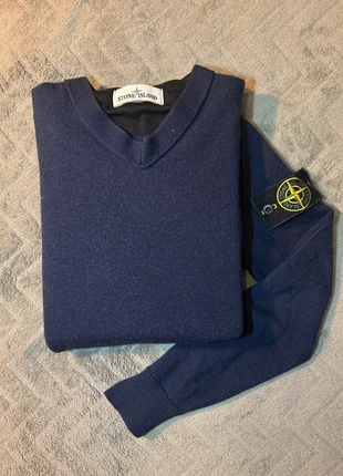 Pull Stone Island bleu marine col V, marque: Stone Island, état: Très bon état, taille: S, 110,00 €, 116,20 € Protection acheteurs (Pro) incluse