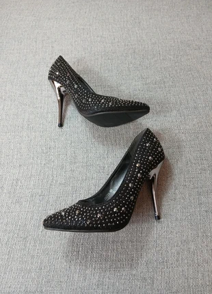 Escarpins noirs Belle Women à strass avec talons aiguilles métallisés Pointure 38, marque: Belle Women, état: Très bon état, taille: 38, 18,00 €, 19,60 € Protection acheteurs (Pro) incluse