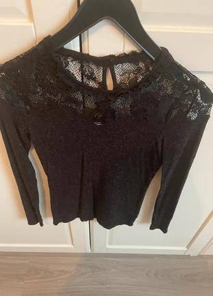 Top Naf Naf, merk: Naf Naf, staat: Heel goed, maat: XS / 34 / 6, € 5,00, € 5,95 inclusief Kopersbescherming