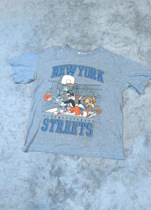 t-shirt looney tunes gris vintage taille xs unisexe, brand: Looney Tunes, condition: Good, size: XS, €4.00, €4.90 includes Buyer Protection Pro