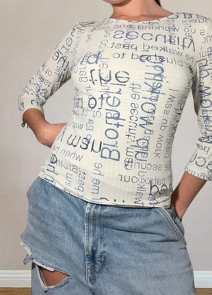 Haut Burton vintage à imprimé lettres – style Y2K / années 2000, marque: Vintage Dressing, état: Très bon état, taille: S / 36 / 8, 15,99 €, 17,49 € Protection acheteurs incluse