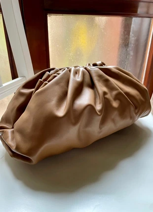 Bottega Veneta The Pouch TEAK, marca: Bottega Veneta, estado: Novo com etiquetas, €850.00, €893.20 inclui Proteção do Comprador