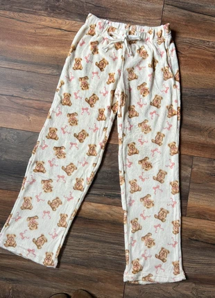 Pantalon pyjama motifs oursons (blanc & beige), marque: Boutique indépendante, état: Neuf sans étiquette, taille: S / 36 / 8, 15,00 €, 16,45 € Protection acheteurs incluse