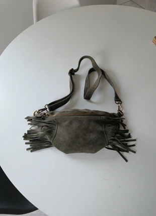 Sac banane cuir a franges, brand: Made In Italy, condizioni: Ottime, €15.00, €16.45 include la Protezione acquisti
