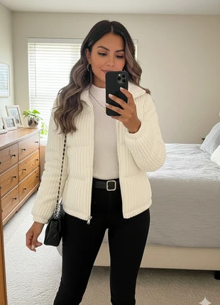 Doudoune chaude et douce en velours côtelé - Neuf 🤍, marque: Mlle Lolita, état: Neuf avec étiquette, taille: M / 38 / 10, 40,00 €, 42,70 € Protection acheteurs incluse