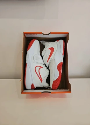 Training Nike femme 🚺, brand: Nike, condition: New without tags, size: 36.5, €25.00, €26.95 includes Buyer Protection