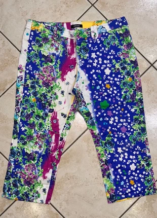 Short Versace – Multicolore – Taille 42, brand: Versace, condition: Very good, size: XL / 42 / 14, €30.00, €32.20 includes Buyer Protection