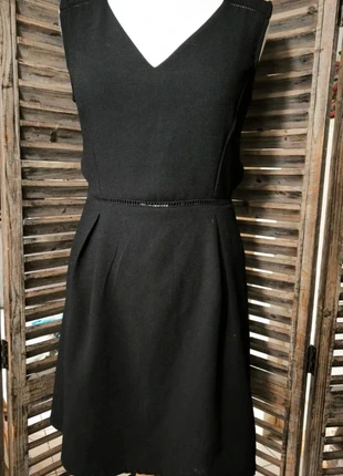 Robe noire Sweewë Paris – taille S – col V dos nu élégant soirée chic, brand: Sweewë, condition: Very good, size: S / 36 / 8, €12.00, €13.30 includes Buyer Protection