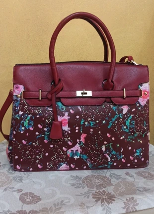 Borsa Borgogna a fantasia, condizioni: Ottime, €8.00, €9.10 include la Protezione acquisti