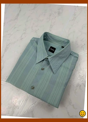 chemise manche courte Hugo Boss bleu sombre pour homme - Taille L, merk: Hugo Boss, staat: Heel goed, maat: L, € 9,50, € 10,68 inclusief Kopersbescherming