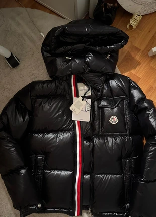 moncler jacket new black, marque: Moncler, état: Neuf avec étiquette, taille: S / 36 / 8, 299,00 €, 314,65 € Protection acheteurs incluse