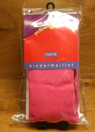 Maillot Yellow Moon 110-116 fuchsia, merk: Yellow, staat: Nieuw met prijskaartje, maat: 5 jaar / 110 cm, € 3,00, € 3,85 inclusief Kopersbescherming Pro