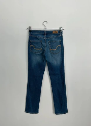 Levi’s Signature Femme W27 L32 FR36 – Modern Straight – Bleu Marine, marque: Levi's, état: Très bon état, taille: S / 36 / 8, 13,00 €, 14,35 € Protection acheteurs (Pro) incluse